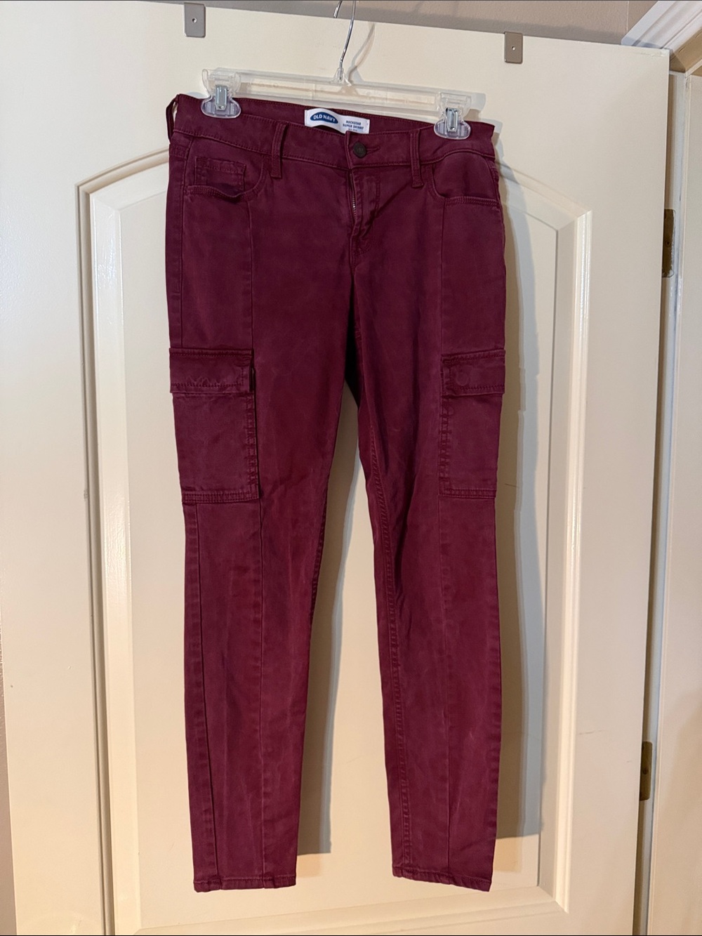 Old Navy Women’s Burgundy Skinny Cargo Denim Jeans 2 Petite